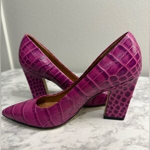 FRANCO SARTO SASHA CROC-EMBOSSED LEATHER POINTED -TOE BLOCK HEEL PUMP